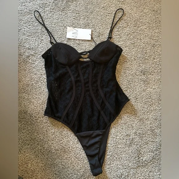 🆕 ZARA Corset Lace Black Bodysuit - Picture 4 of 8